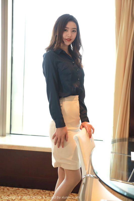 [MFStar模范学院] VOL.381 模特方子萱 – 秘书OL+高挑身姿性感写真-御萝部落