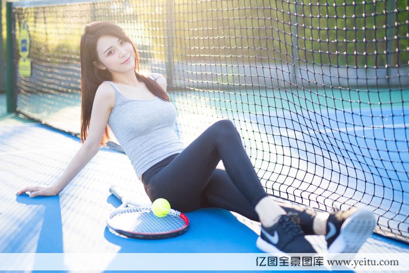 图片[25]-美女模特嘟嘟清秀完美身材网球场性感写真-御萝部落